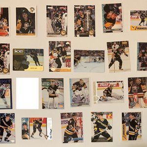 Pittsburgh Penguins Vintage NHL Hockey Cards - Lot of 22 w/ Lemieux , Jagr